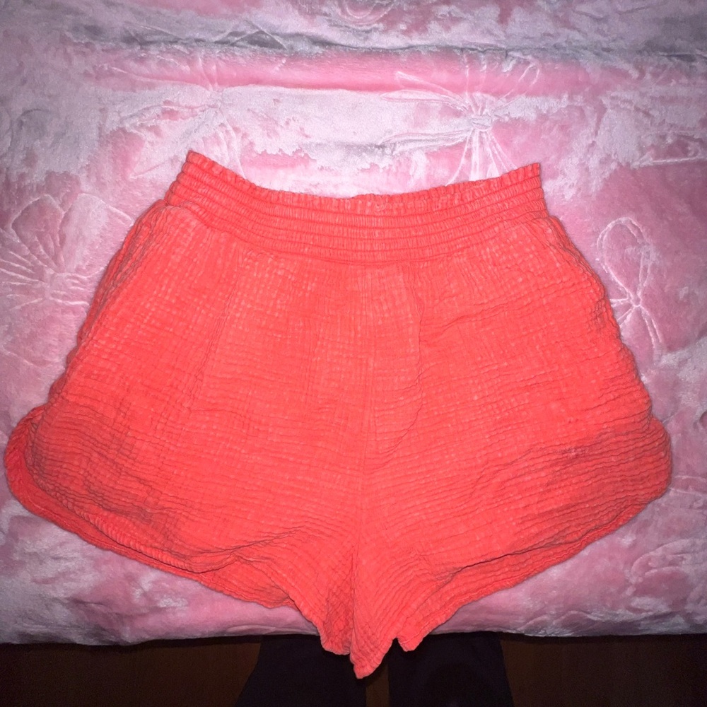 brand NWT aerie shorts🍒